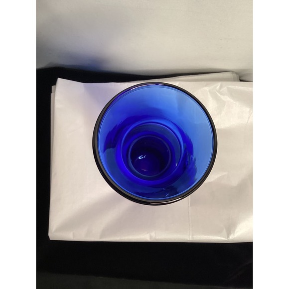 Dark Cobalt Blue Hand Blown Vase - Picture 4 of 6